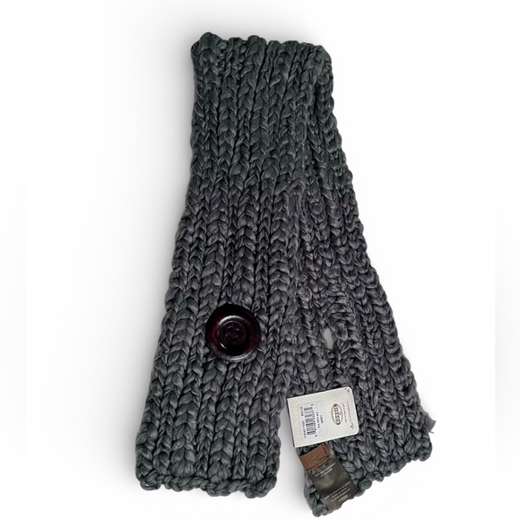 2 Fossil Cable Chunky Knit Ivy Neck Scarves NWT with Single Button -2 Neck Wraps - Picture 5 of 6